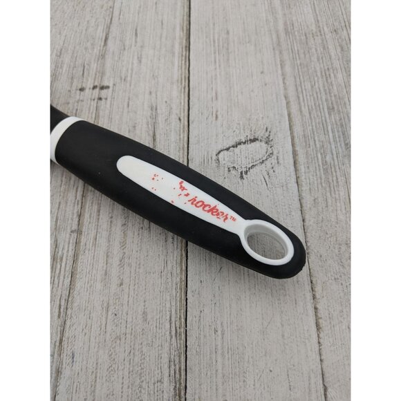 Betty Crocker Pizza Cutter Slicer 3 1/2" Wheel Stainless Steel Soft Grip Handle - Picture 2 of 7